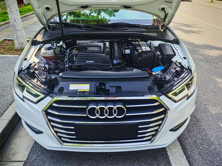 Audi A3 2020 Limousine 35 TFSI VI — фото 10