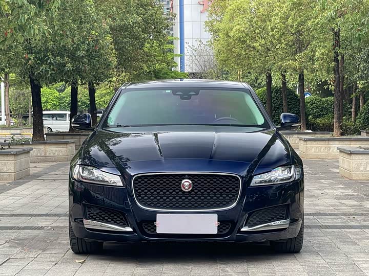 Jaguar XFL 2020 XFL 2.0 T P 250 4 WD — фото 2
