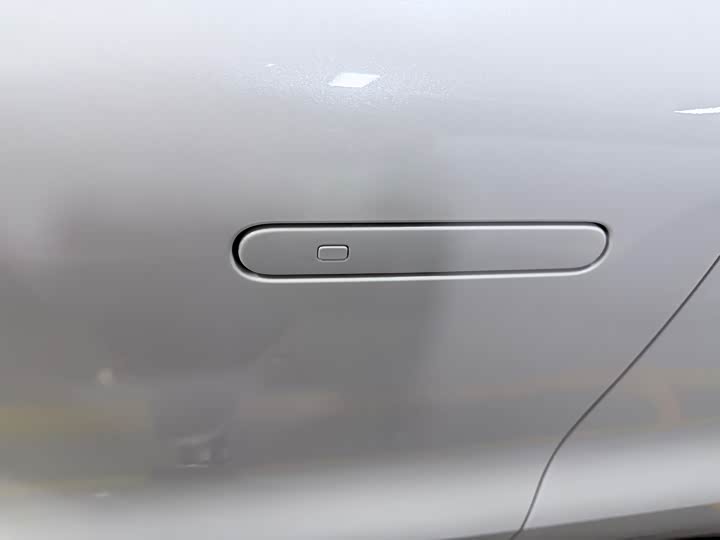 Changan UNI-T 2023 1.5 T Premium — фото 7
