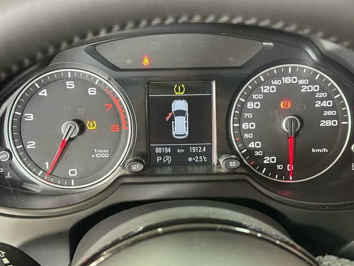 Audi Q5 2017 40 TFSI Comfort — фото 22