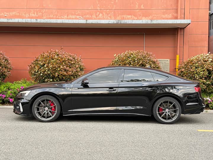 Audi A 5 2021 Sportback 40 TFSI — фото 13