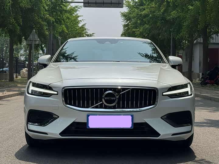 Volvo S60 2020 T 4 — фото 2
