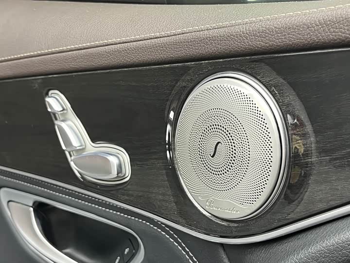 Mercedes-Benz GLC 2018 GLC 200 4 MATIC — фото 10