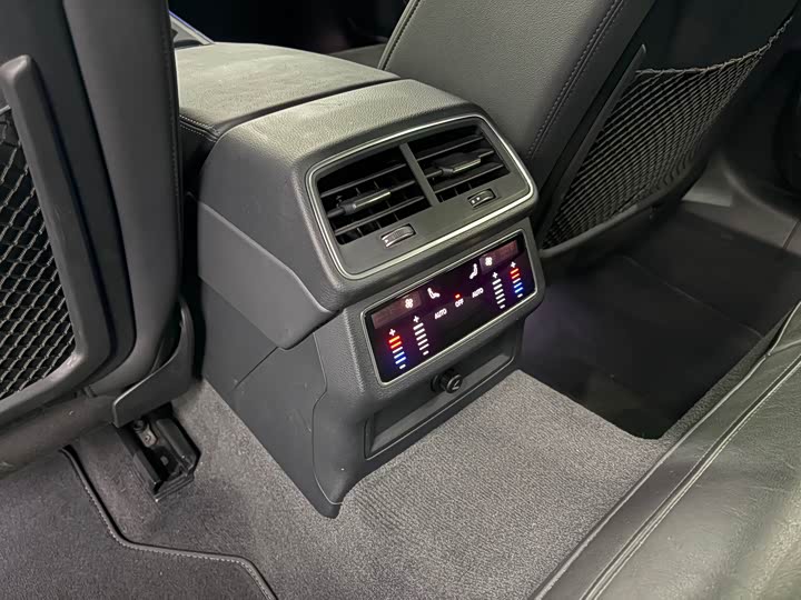 Audi A6 2021 Avant 45 TFSI — фото 22