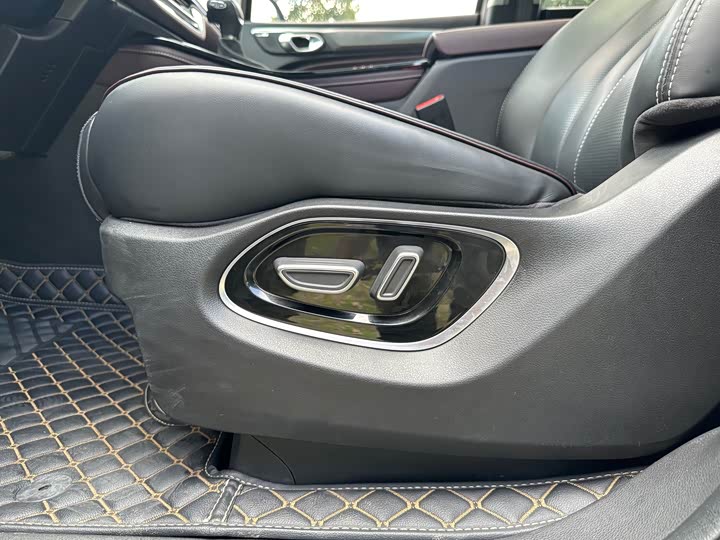 Trumpchi M6 2023 PRO 270 T DCT — фото 26
