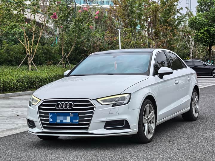 Audi A3 2019 Limousine 35 TFSI VI — фото 1
