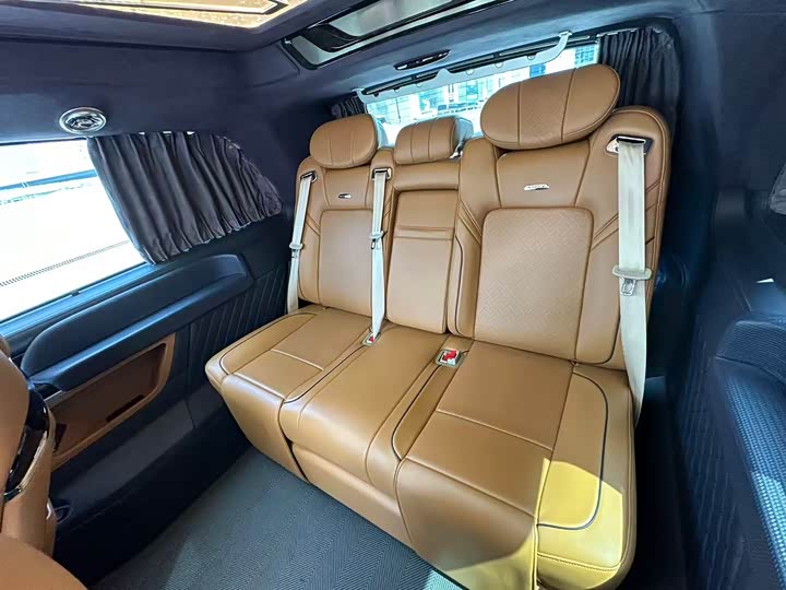 Mercedes-Benz V-Class 2021 V 260 L — фото 16