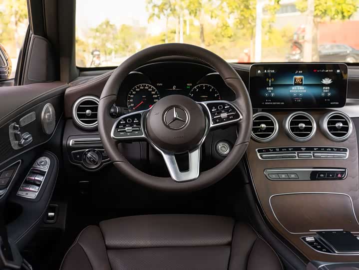 Mercedes-Benz GLC 2022 GLC 300 L 4 MATIC — фото 4