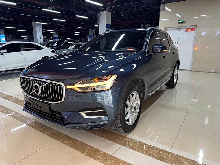 Volvo XC60 2021 T 5 4 WD