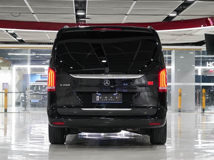 Mercedes-Benz V-Class 2022 V 260 — фото 7