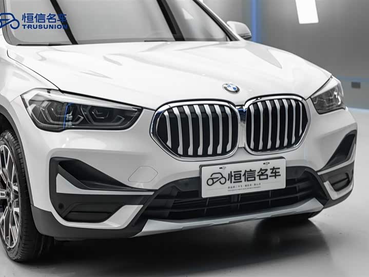 BMW X1 2021 x Drive 25 Li — фото 9