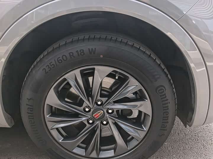 Hongqi HS5 2023 2.0 T Pro — фото 5