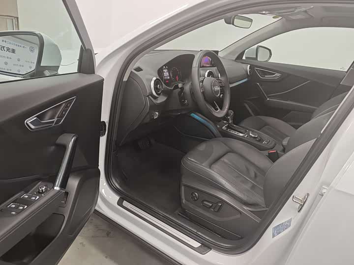 Audi Q2L 2022 35 TFSI — фото 11