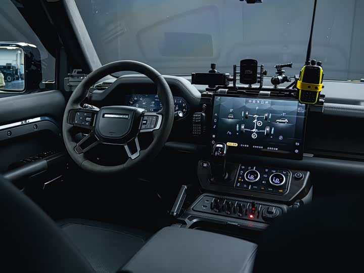 Land Rover Defender — фото 8