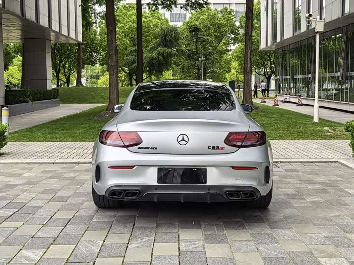 Mercedes-Benz C-Class 2016 AMG C 63 S Coupe — фото 31
