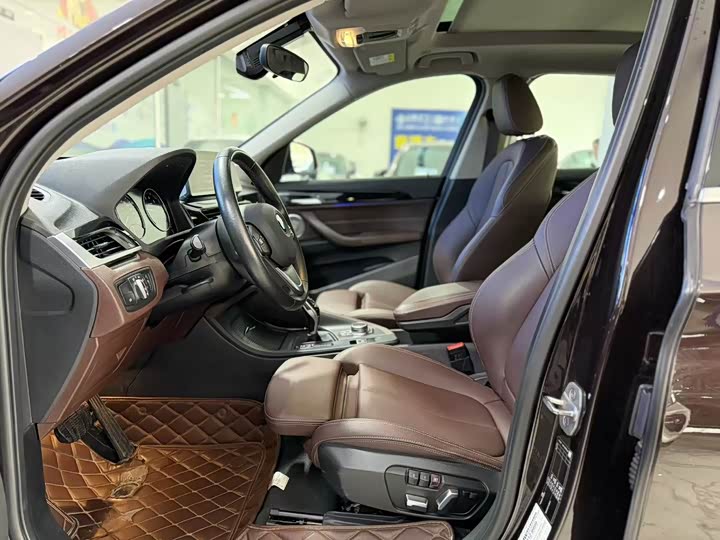 BMW X1 2021 s Drive 20 Li — фото 4