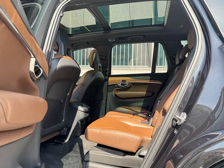 Volvo XC90 2022 B 5 — фото 17