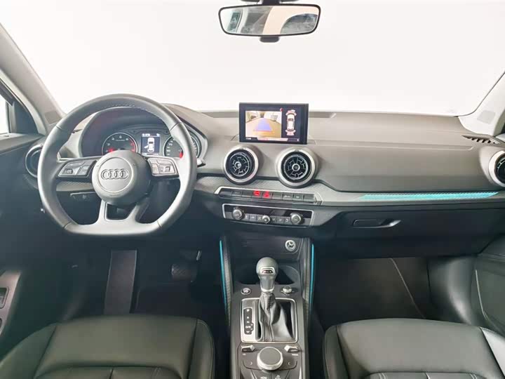 Audi Q2L 2024 35 TFSI — фото 5
