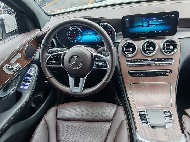 Mercedes-Benz GLC 2021 GLC 260 L 4 MATIC Luxury — фото 14