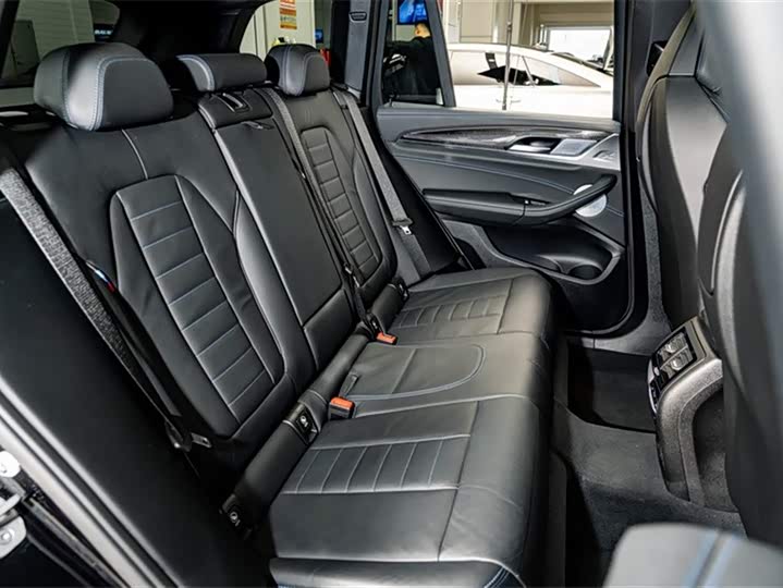 BMW X3 M40i 2022 M 40i — фото 25
