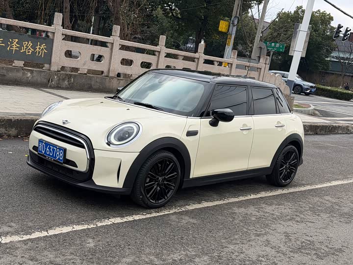 MINI Hatch — фото 1