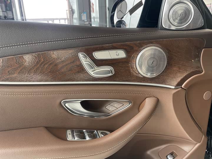 Mercedes-Benz E-Class 2018 E 200 L — фото 8