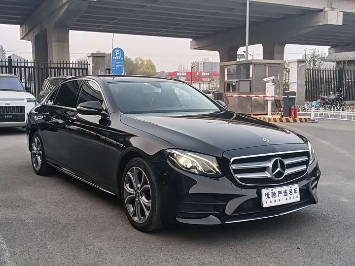 Mercedes-Benz E-Class 2020 E 300 L — фото 4