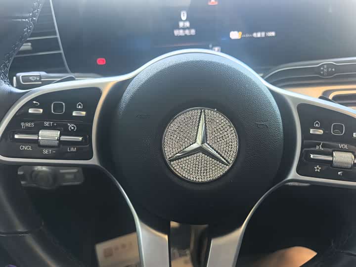 Mercedes-Benz GLE 350 e 4MATIC SUV — фото 9