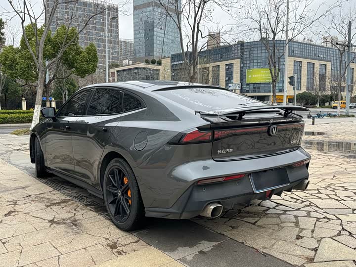 Changan UNI-V 2022 1.5 T — фото 5