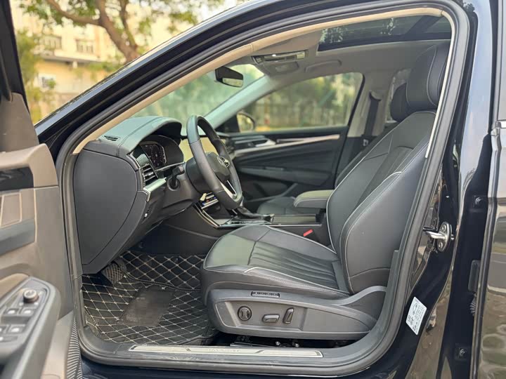 Volkswagen Passat — фото 10