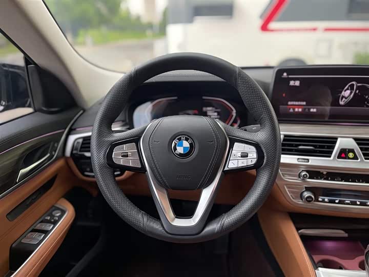 BMW 6-Series GT 2022 630i — фото 19