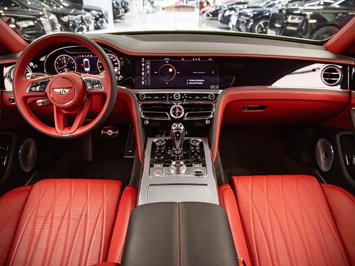 Bentley Flying Spur — фото 5