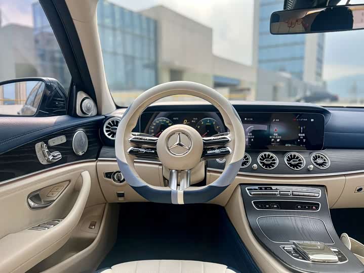 Mercedes-Benz E-Class 2021 E 300 L Luxury — фото 12