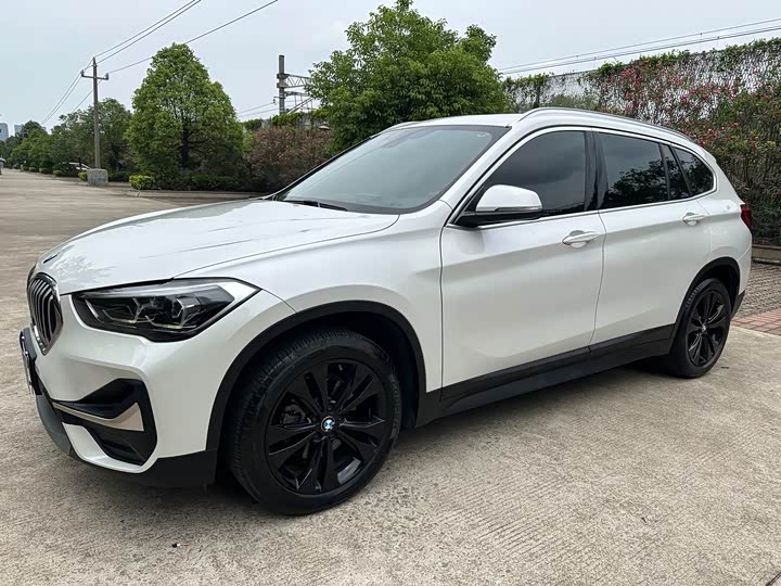 BMW X1 2021 s Drive 20 Li — фото 5