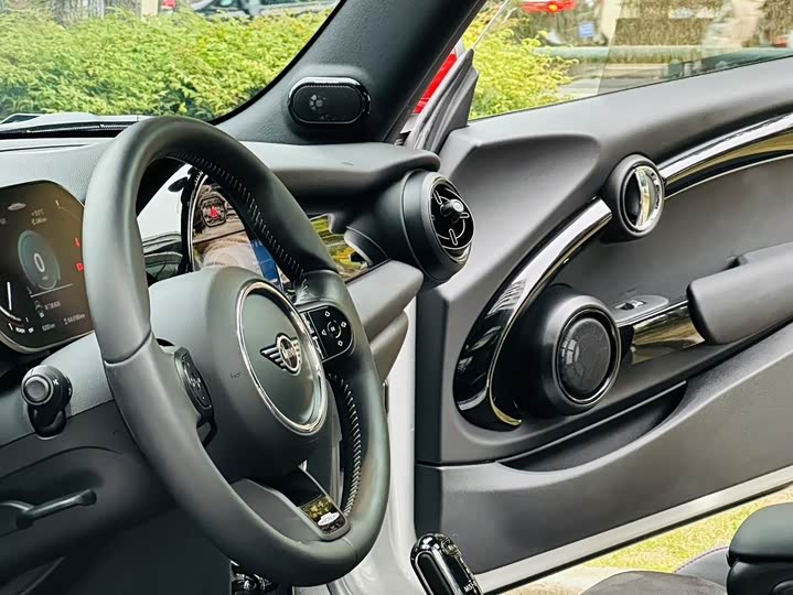 MINI Hatch — фото 11