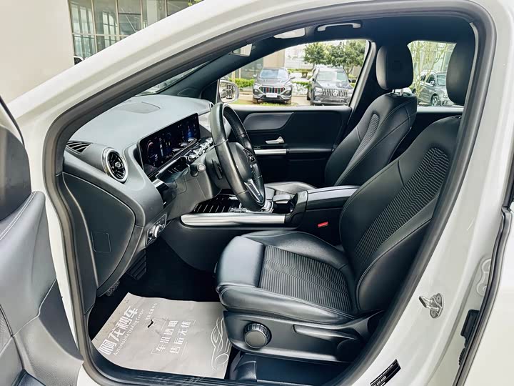 Mercedes-Benz B-Class B 180 — фото 11