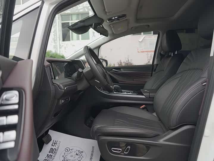 Trumpchi M8 2024 400 T — фото 4