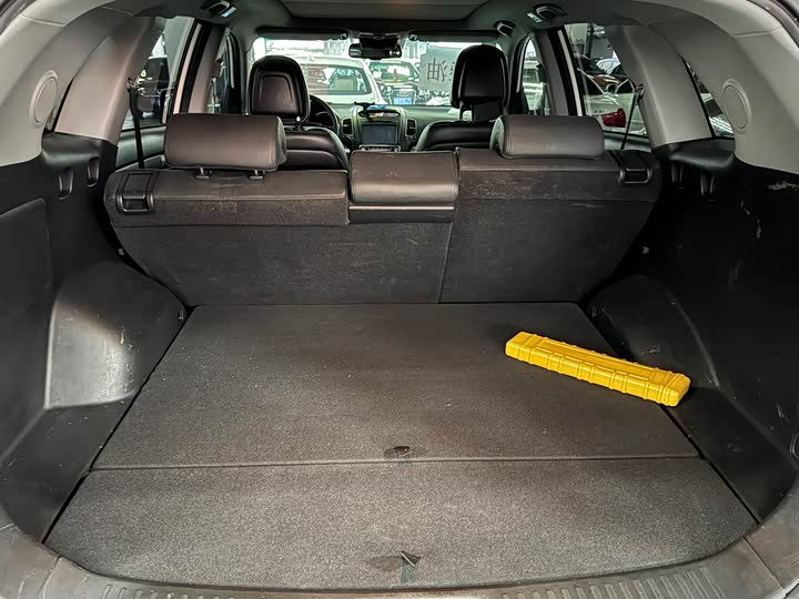 Kia Sorento — фото 8