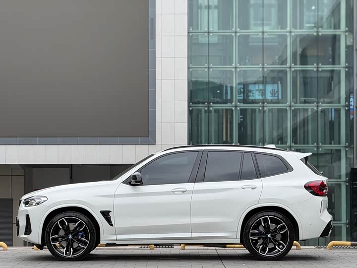 BMW X3 M40i 2022 M 40i — фото 5
