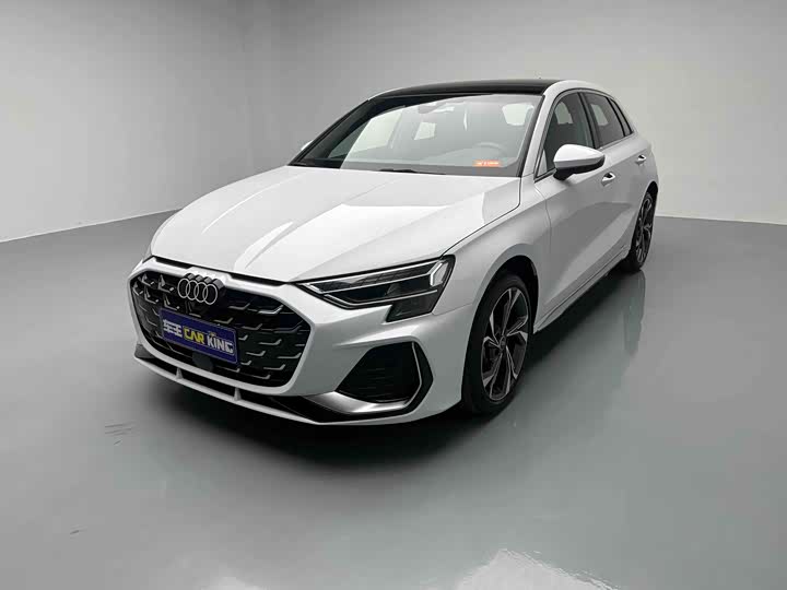 Audi A3 2025 Sportback 35 TFSI — фото 1
