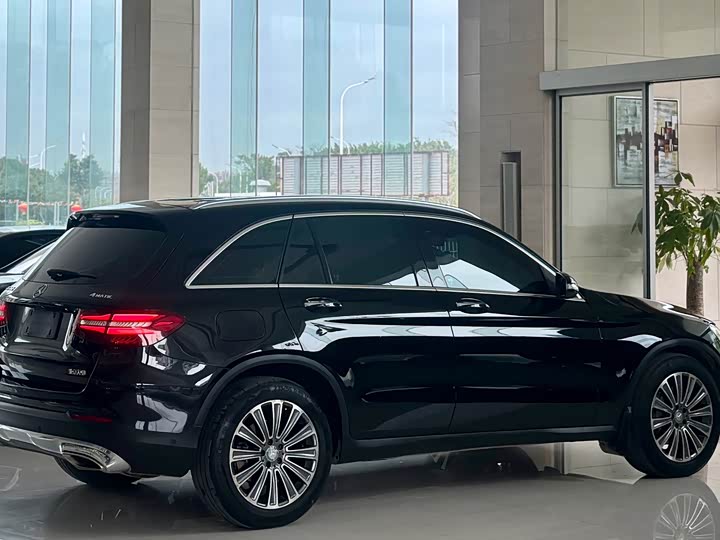 Mercedes-Benz GLC 260 4MATIC динамик — фото 5