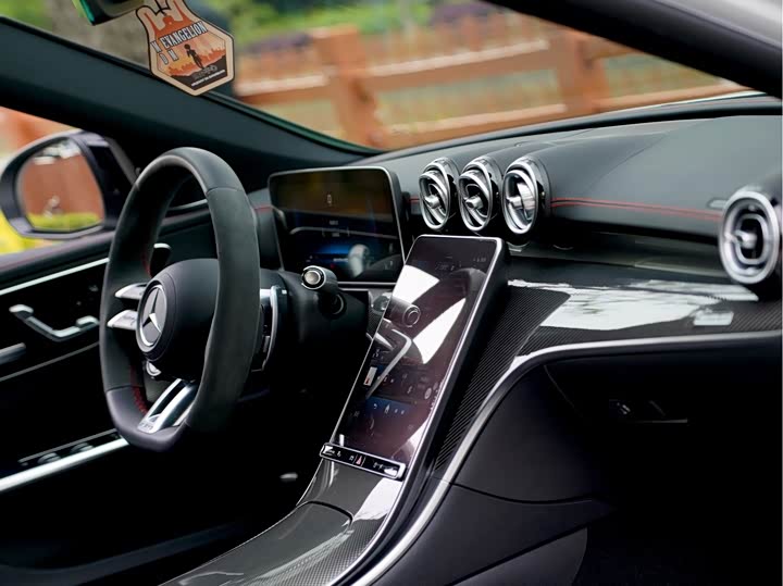 Mercedes-Benz C-Class 2024 AMG C 43 4 MATIC — фото 13
