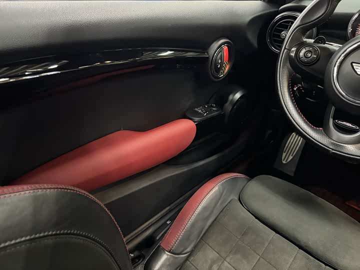MINI Hatch — фото 19