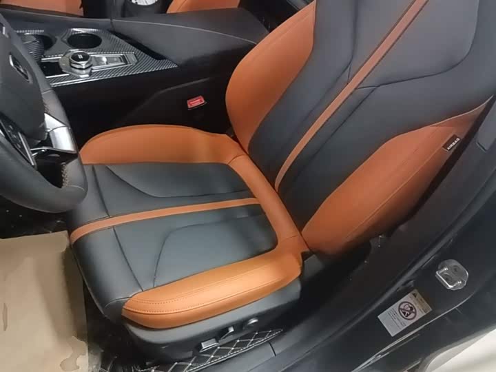 Changan UNI-V 2024 1.5 T Sport — фото 15