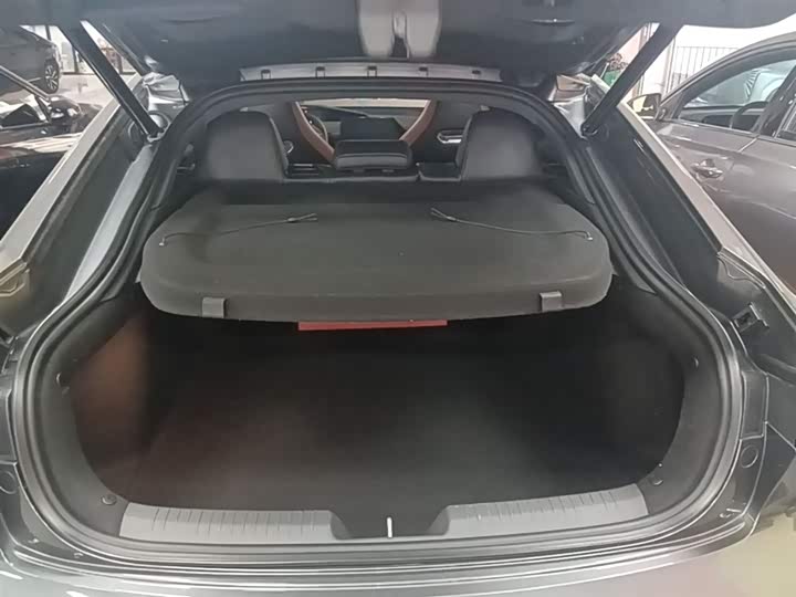 Changan UNI-V 2024 1.5 T Sport — фото 19