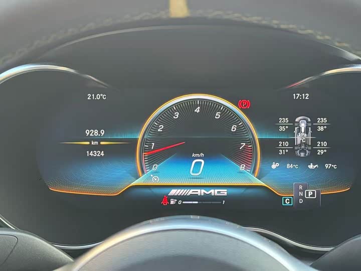 Mercedes-Benz C-Class 2021 AMG C 63 — фото 7