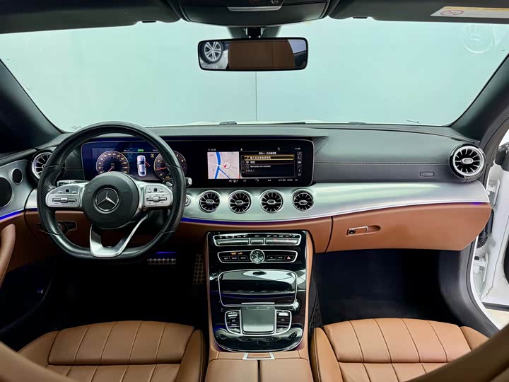 Mercedes-Benz E-Class — фото 16