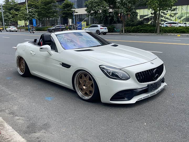 Mercedes-Benz SLC 2018 SLC 300 Sport — фото 10