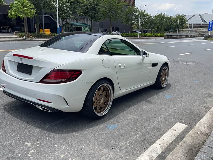 Mercedes-Benz SLC 2018 SLC 300 Sport — фото 3