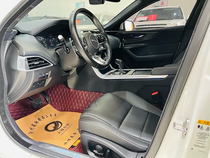 Jaguar XEL 2020 2.0 T 200 PS R-DYNAMIC — фото 4